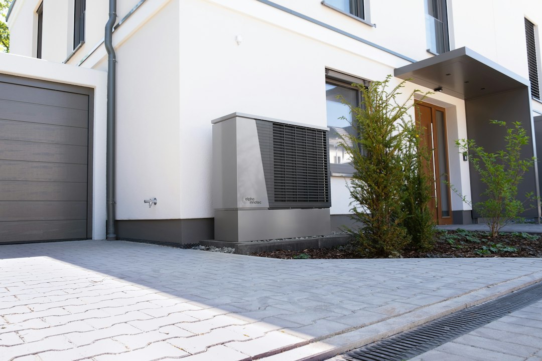 Installation climatisation réversible et pompe à chaleur moderne